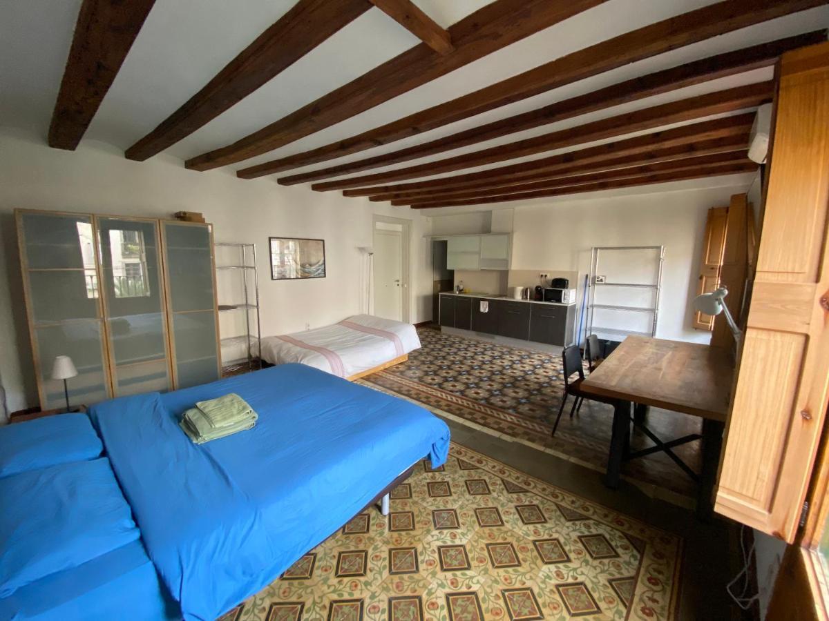 Lovely 2-bed In Barcelonas Location Apartment Barcelona