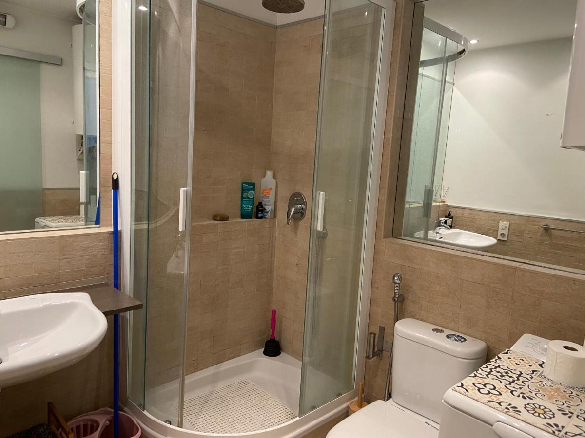 Lovely 2-bed In Barcelonas Location Apartment Barcelona