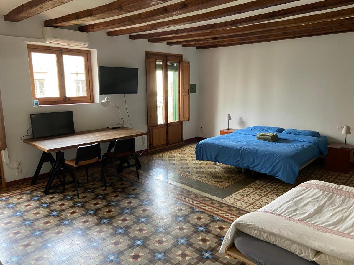 Apartment Lovely 2-bed In Barcelonas Location Barcelona
